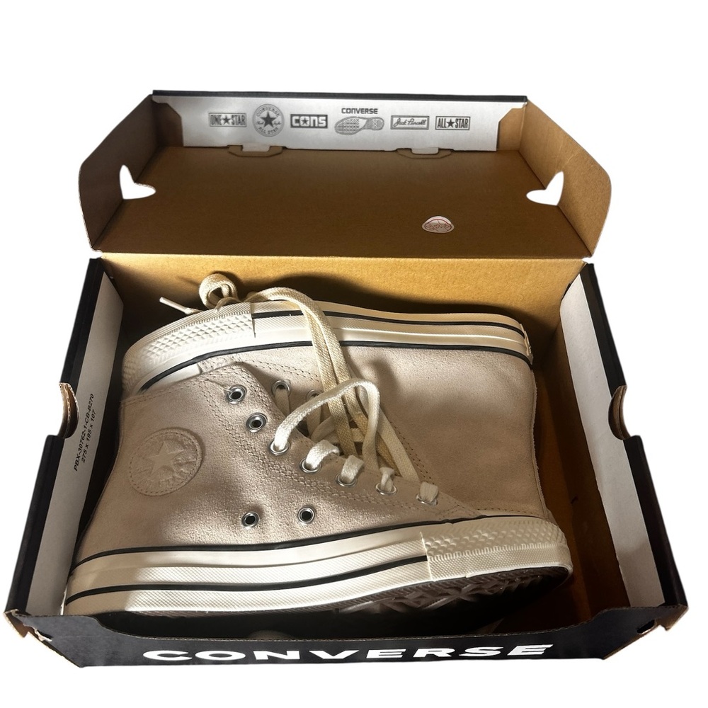 NIB Converse Chuck Taylor All Star Cozy Suede Hi Top Light Dune Sherpa 6